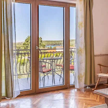 Silvo Apartment *