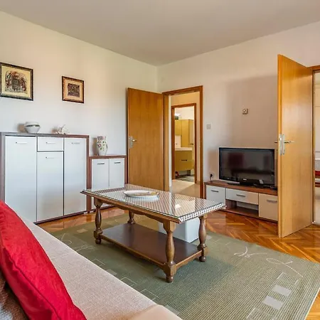 Silvo Apartment
